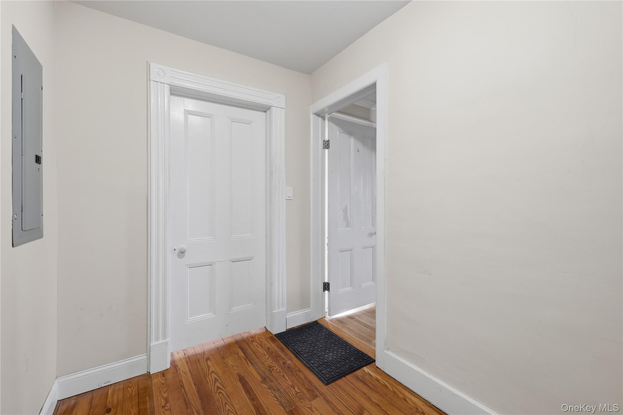 170 Old East Neck Road – For Rent photo 6