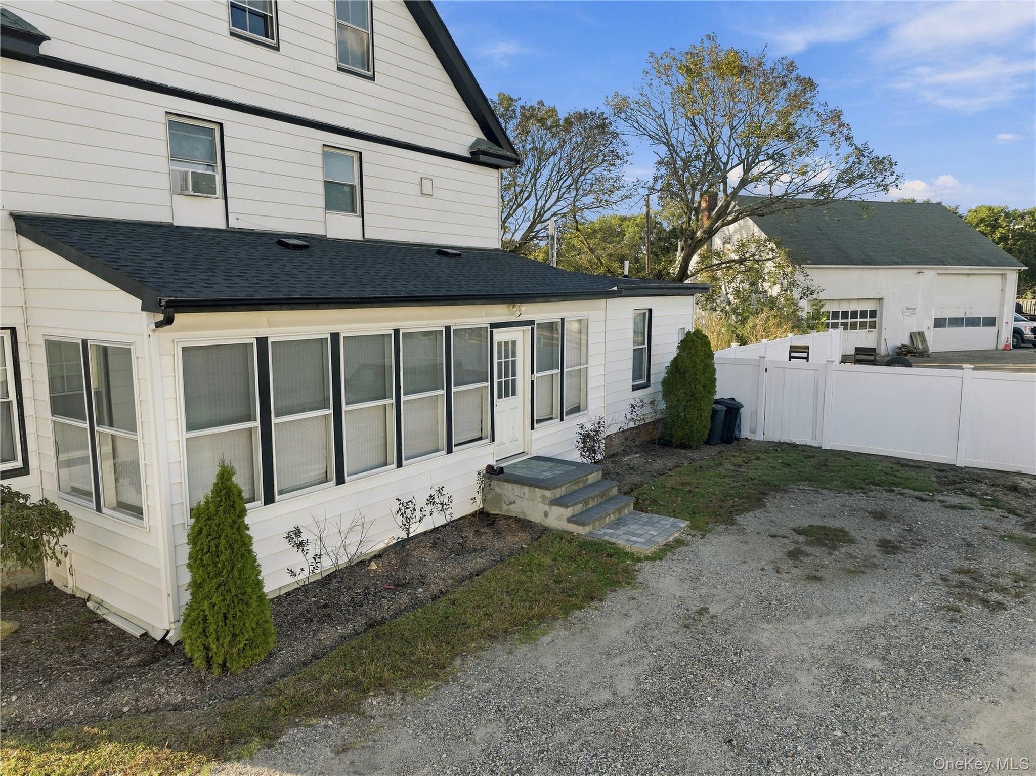 170 Old East Neck Road – For Rent photo 22