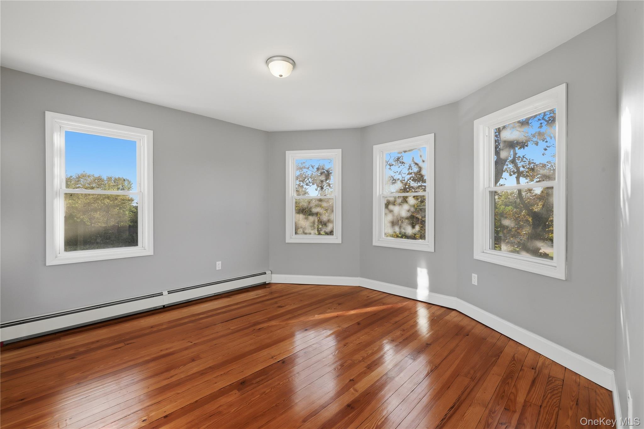 170 Old East Neck Road – For Rent photo 17