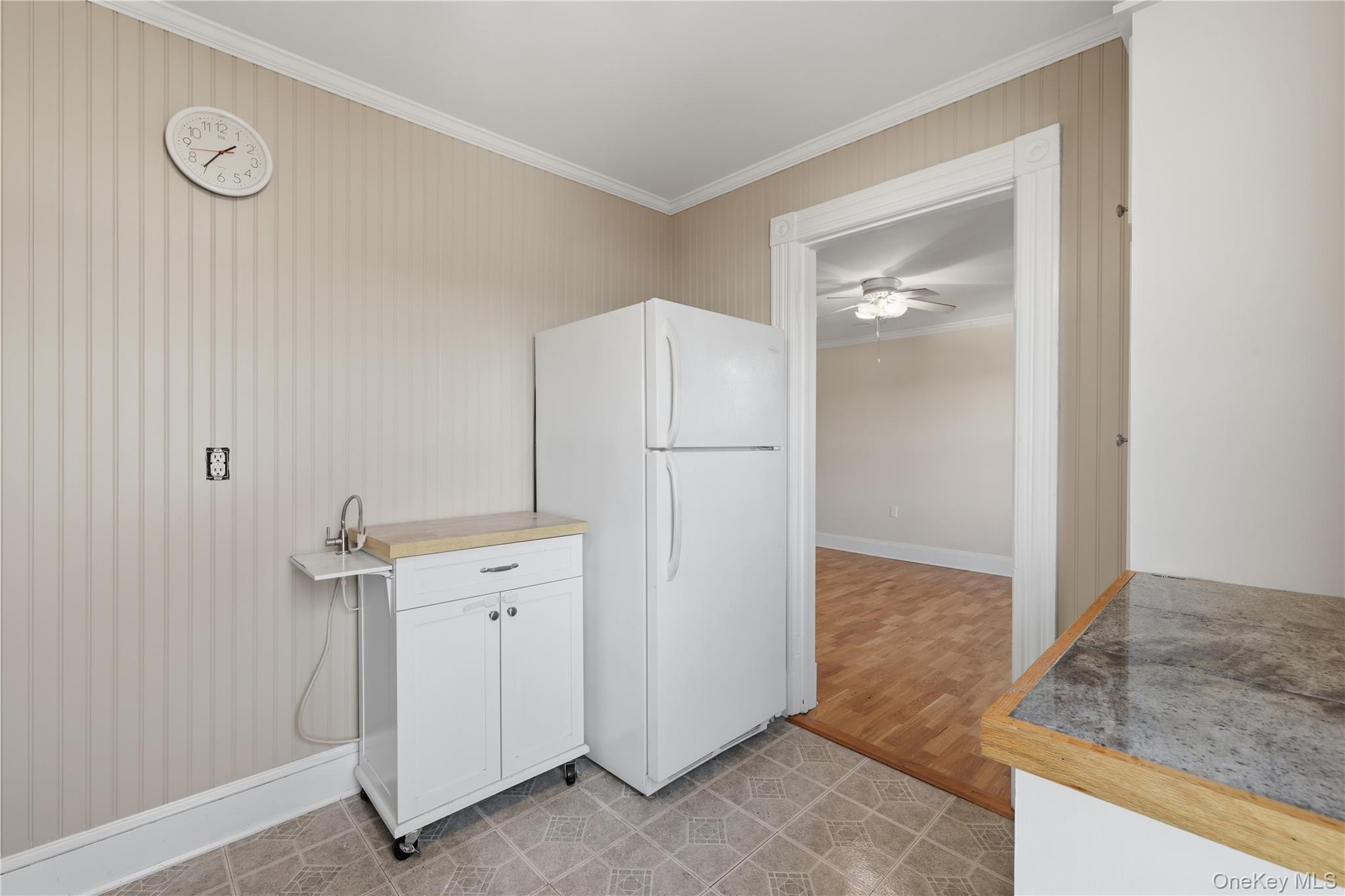 170 Old East Neck Road – For Rent photo 11