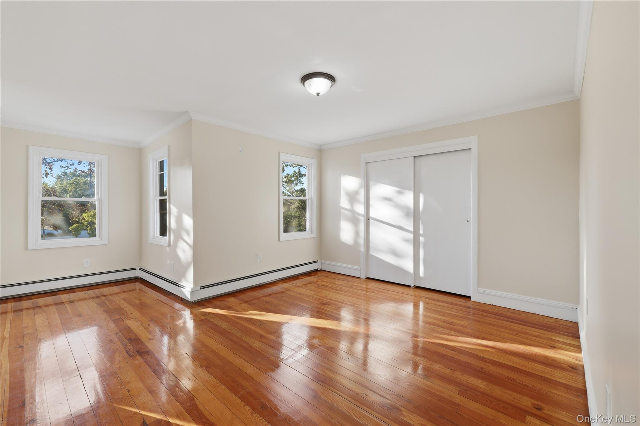 170 Old East Neck Road – For Rent photo 16
