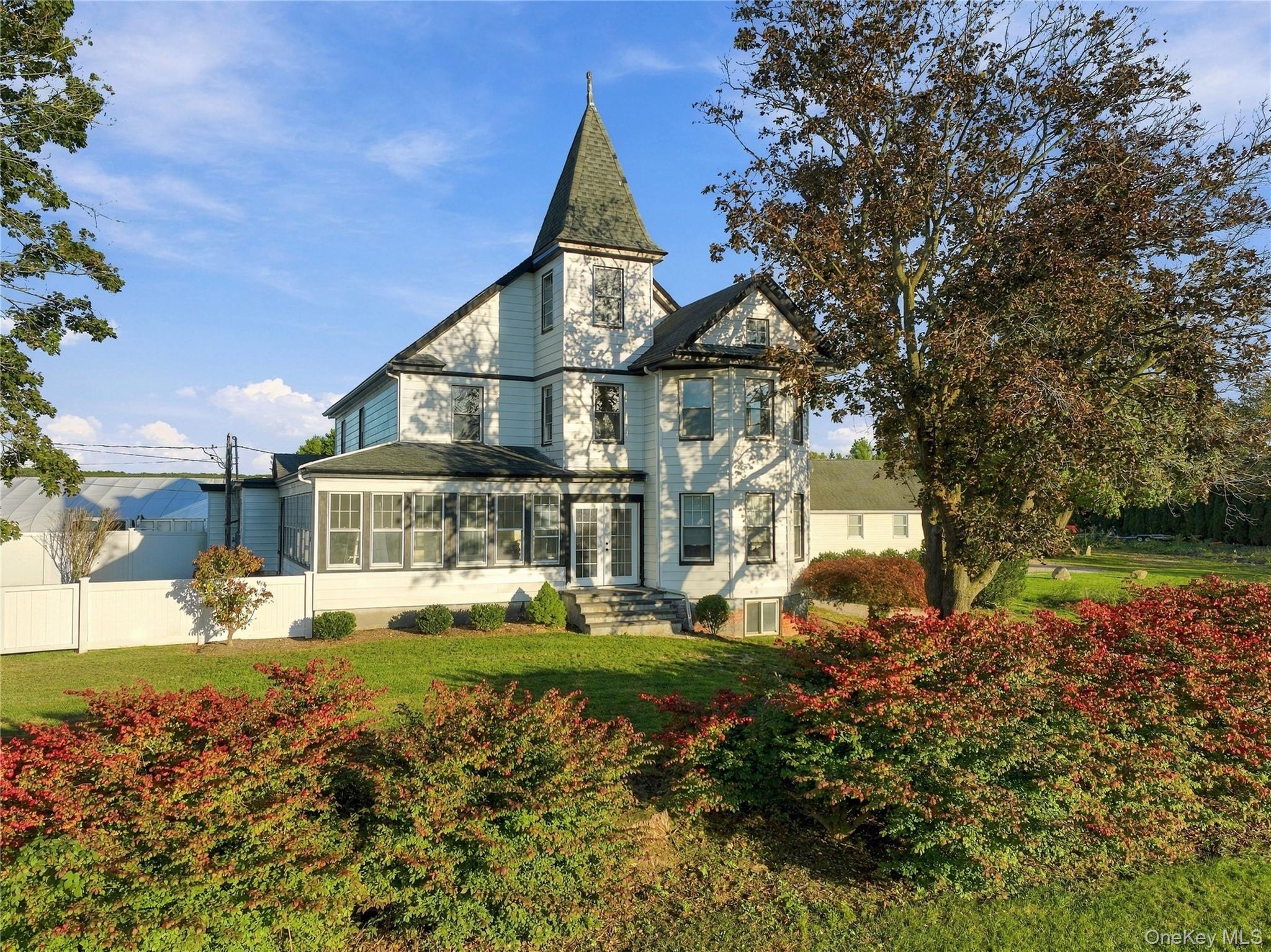 170 Old East Neck Road – For Rent photo 2