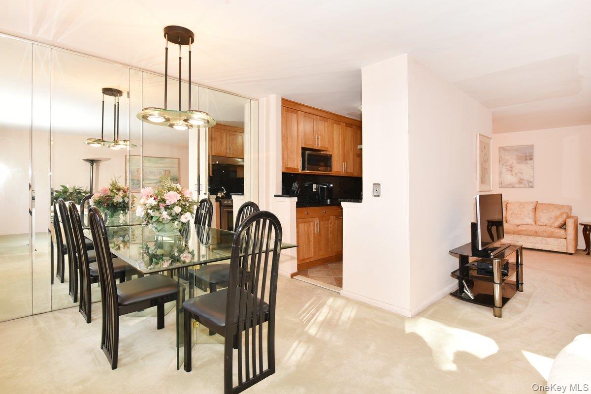 6 Birchwood Court, Unit 3F photo 6