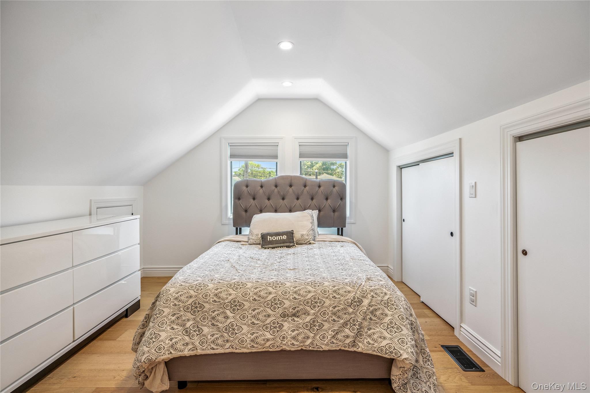 55 Cleveland Street – For Sale photo 28