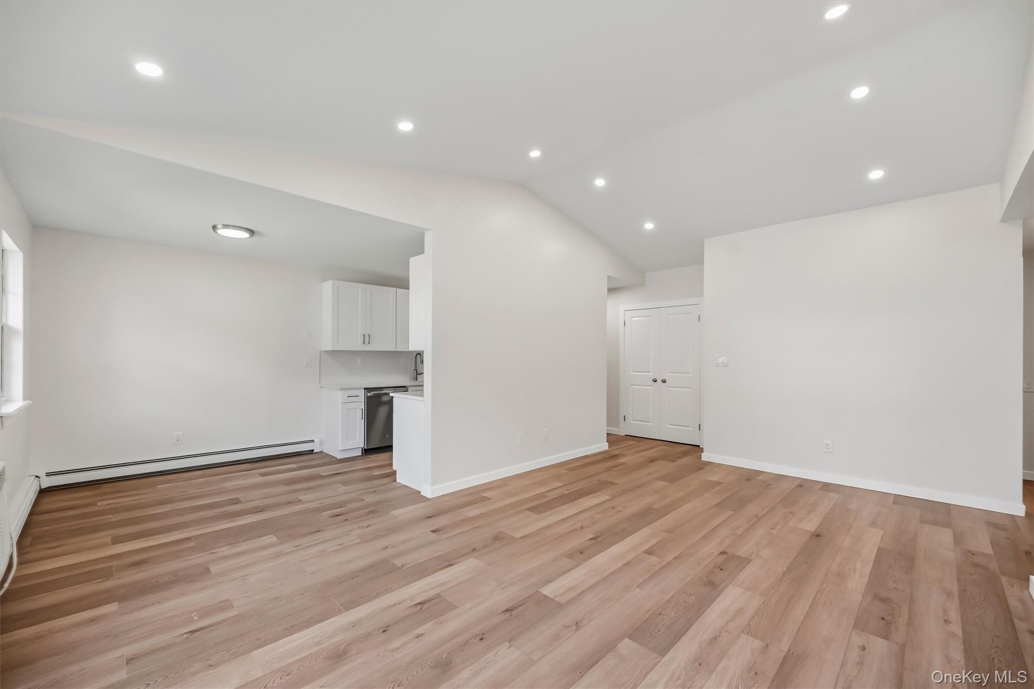 100 Hillside Drive, Unit B10 photo 17