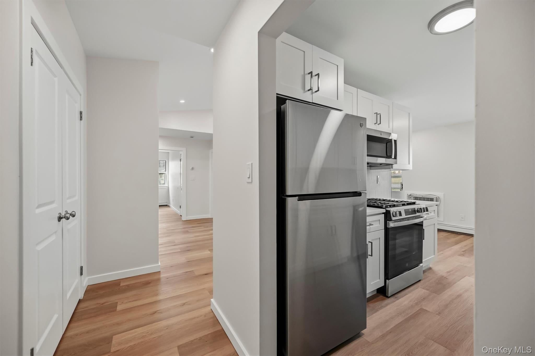 100 Hillside Drive, Unit B10 photo 8