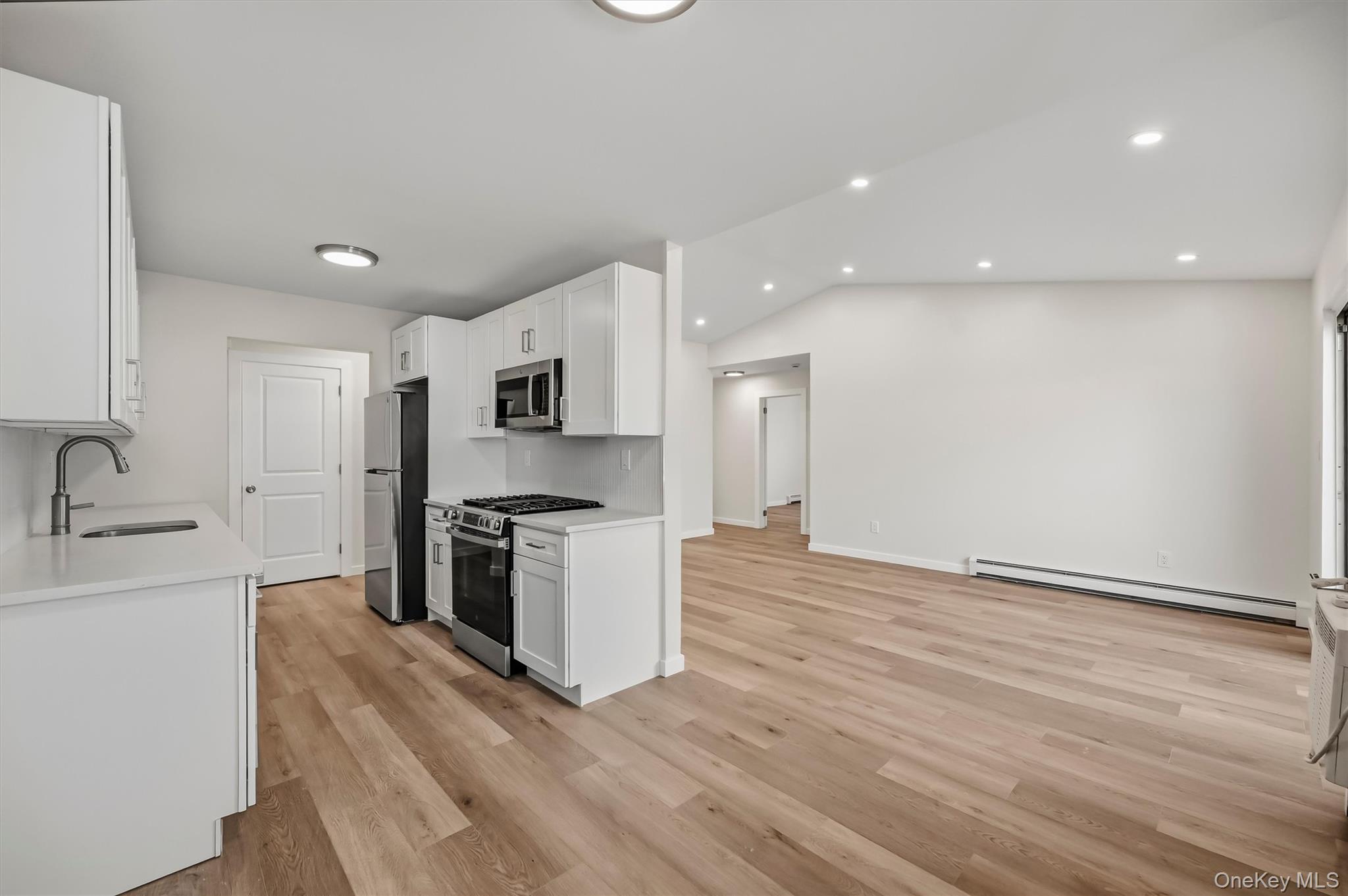100 Hillside Drive, Unit B10 photo 15