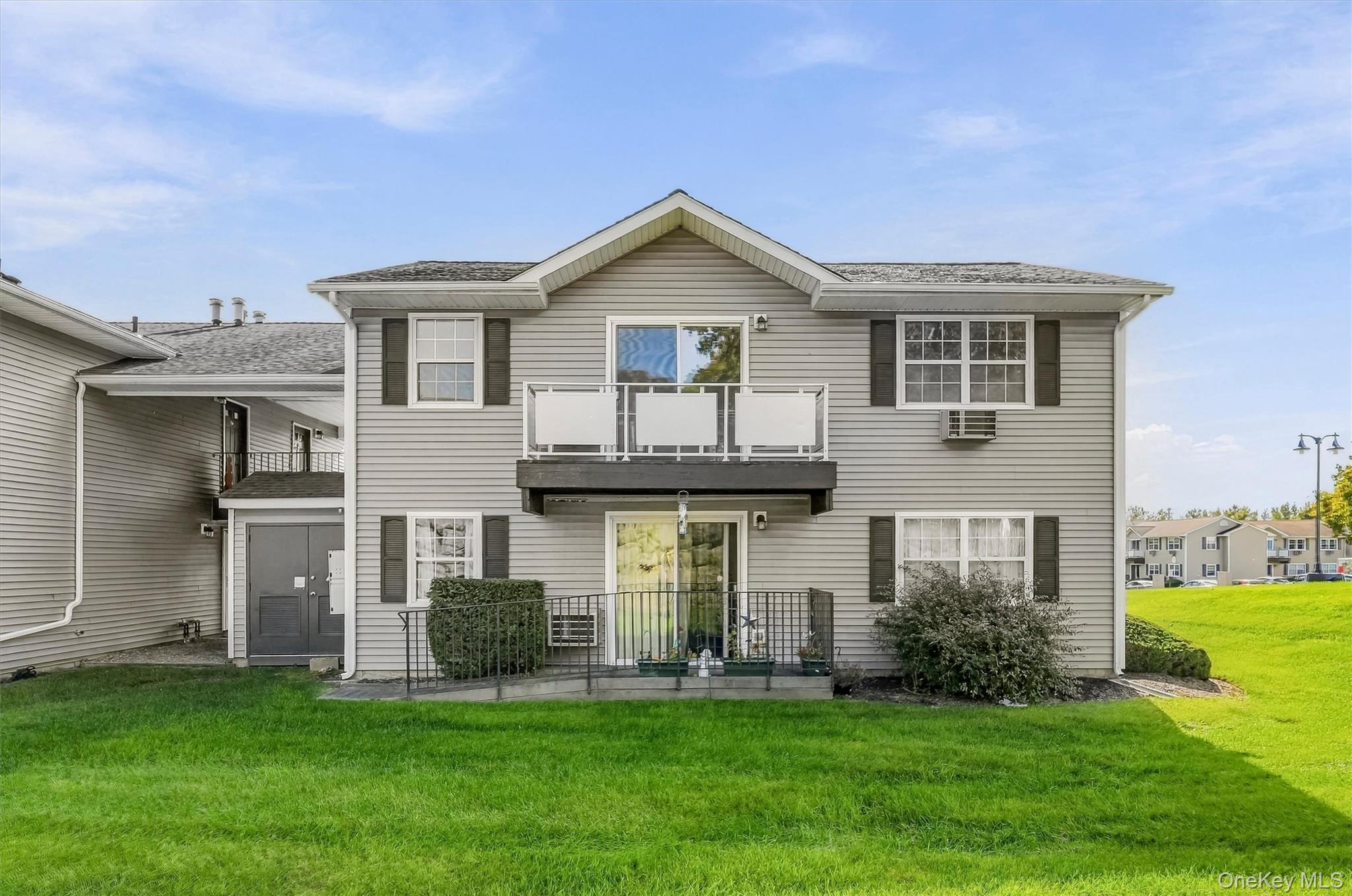 100 Hillside Drive, Unit B10 photo 32