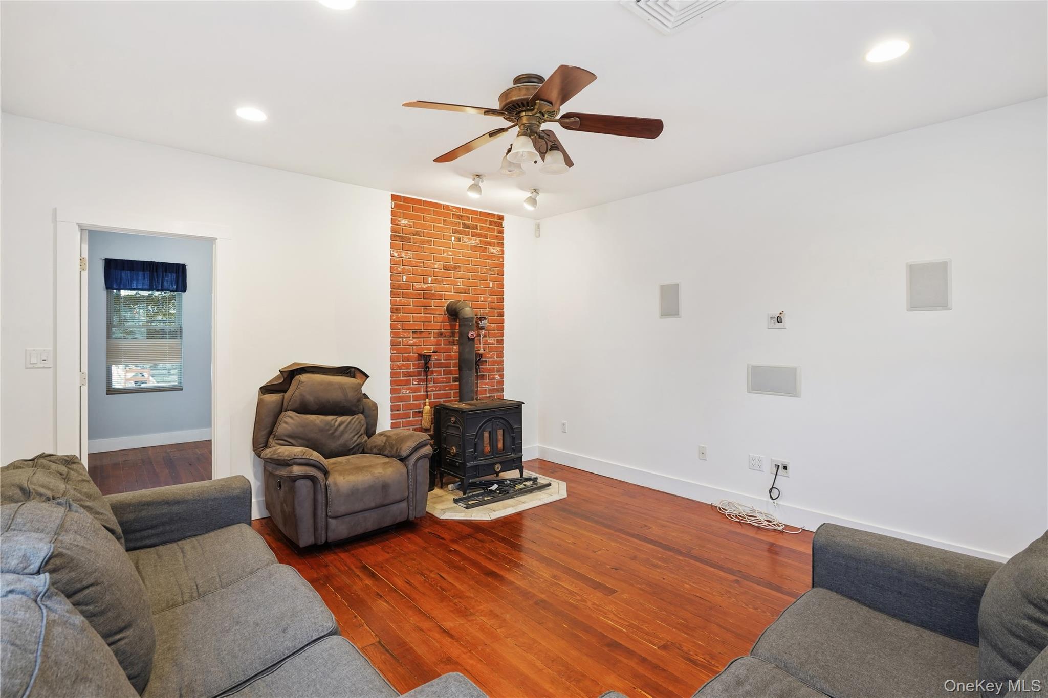 104 Maple Avenue – For Sale photo 4