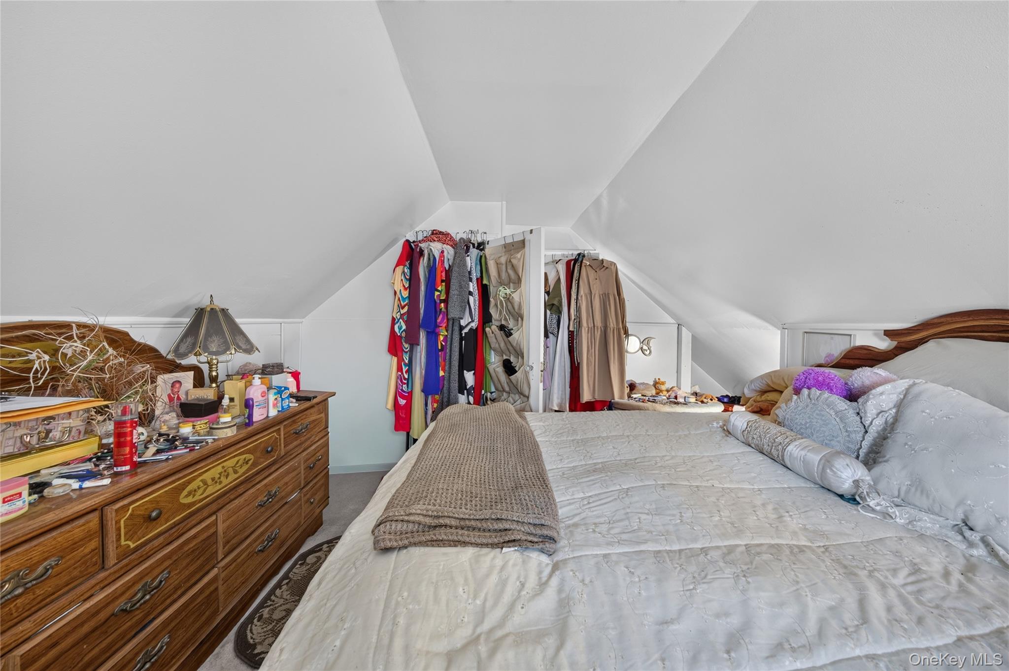 31 Circle Drive W – For Sale photo 13