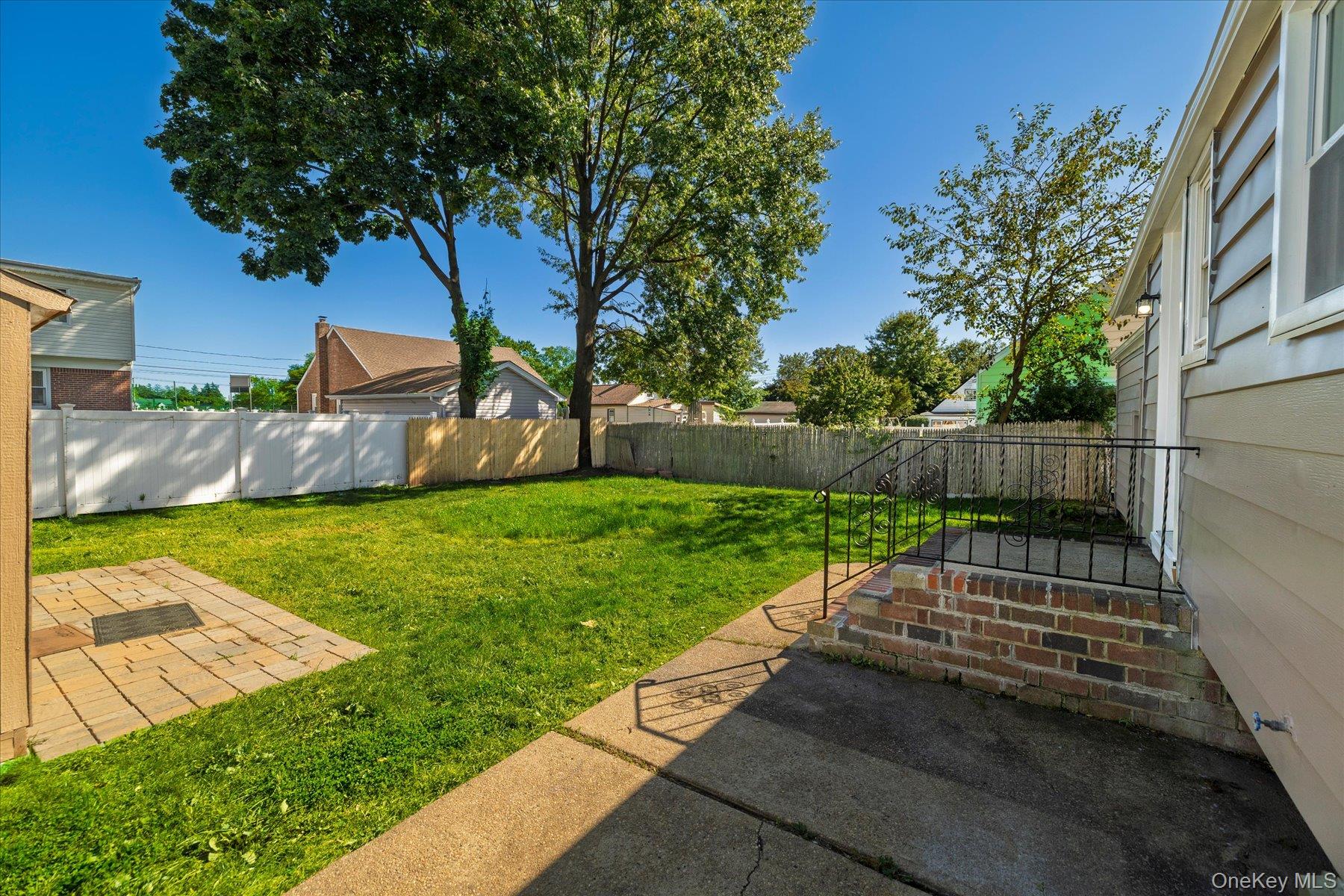 413 Greengrove Avenue – For Sale photo 8