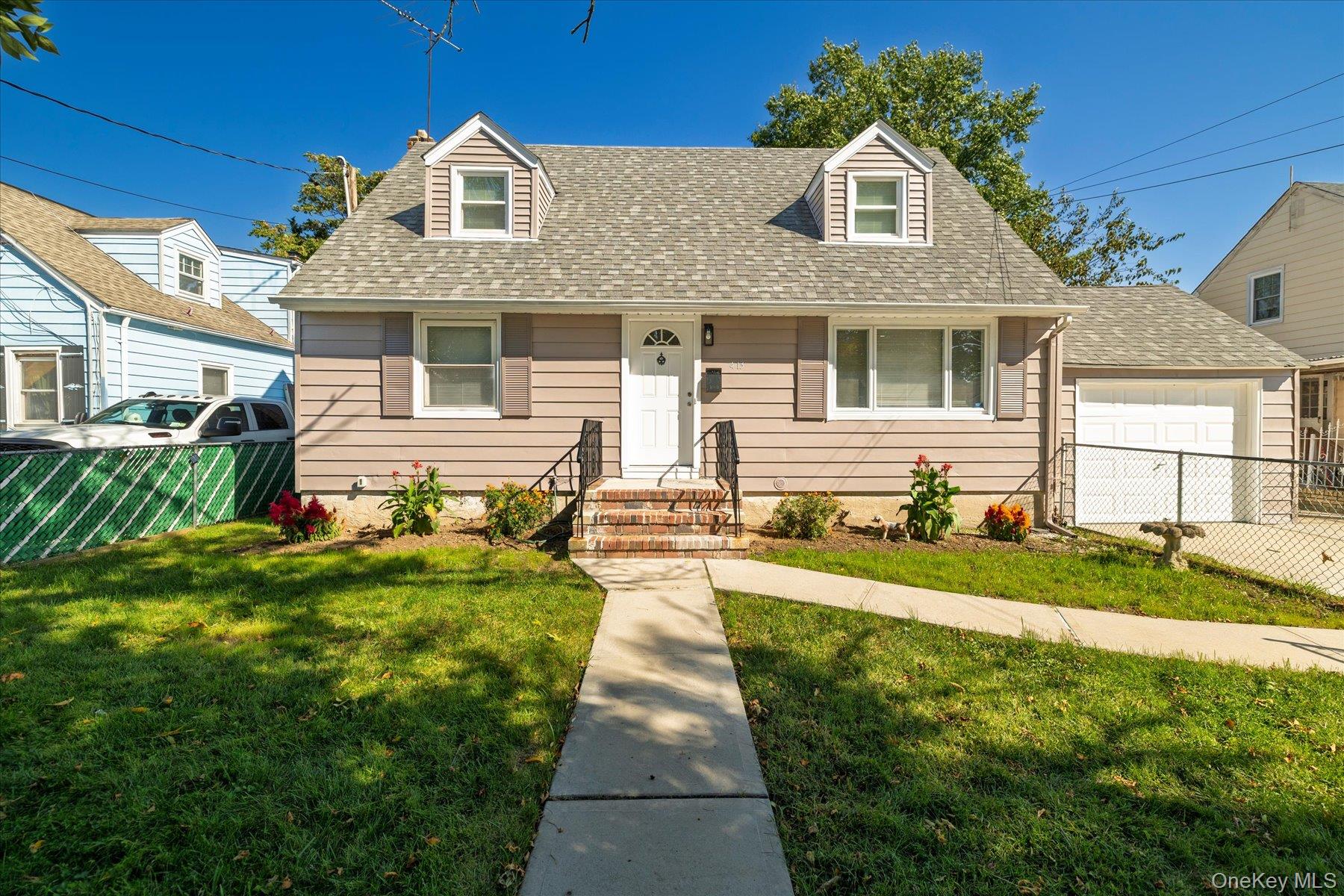 413 Greengrove Avenue – For Sale