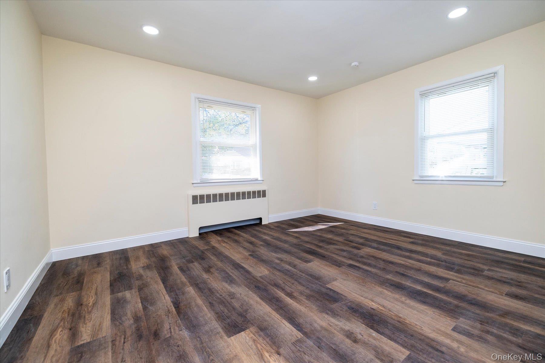 413 Greengrove Avenue – For Sale photo 13