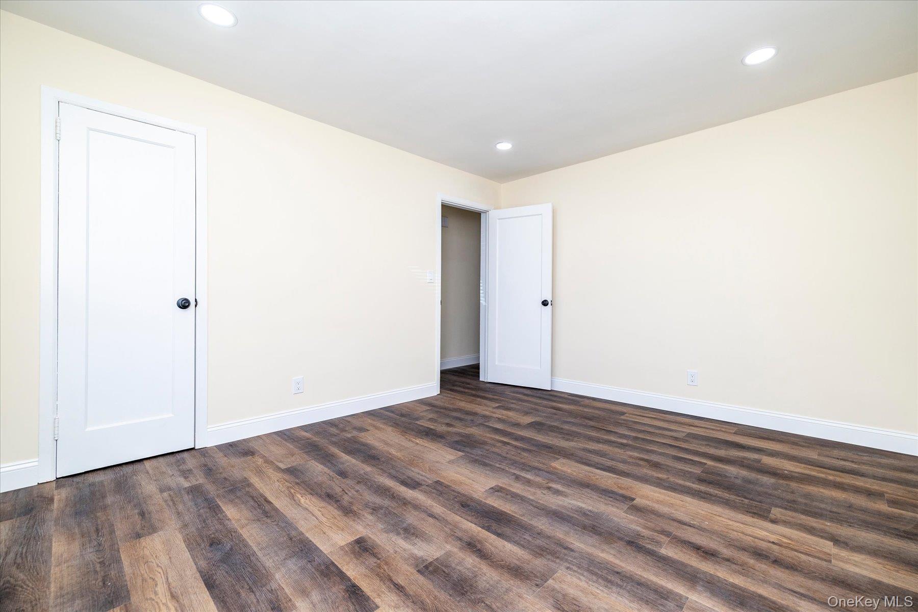 413 Greengrove Avenue – For Sale photo 14