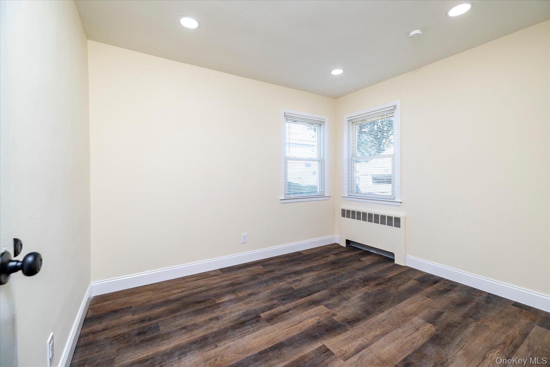 413 Greengrove Avenue – For Sale photo 10