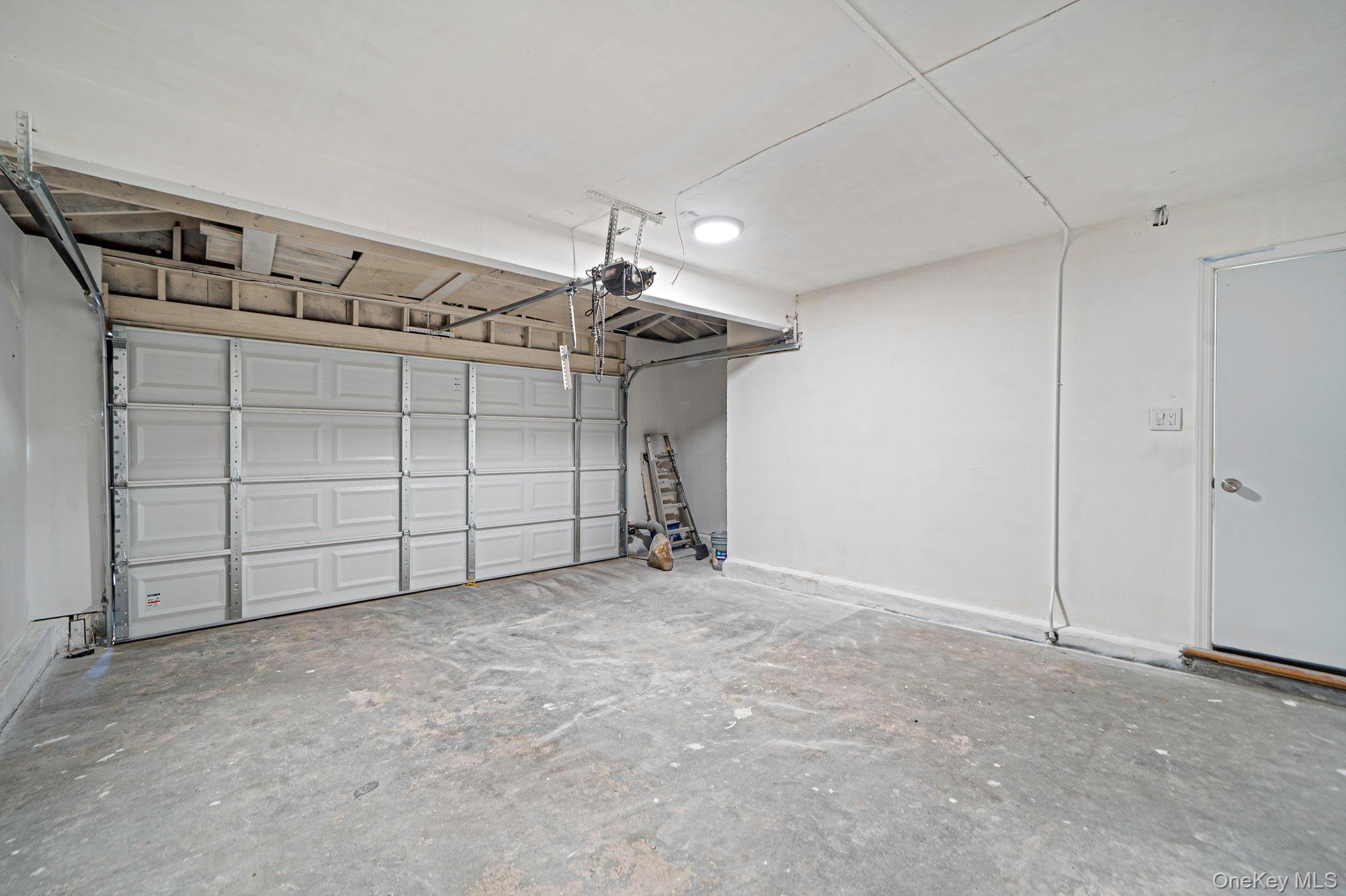 84 Empress Pines Drive – For Sale photo 32