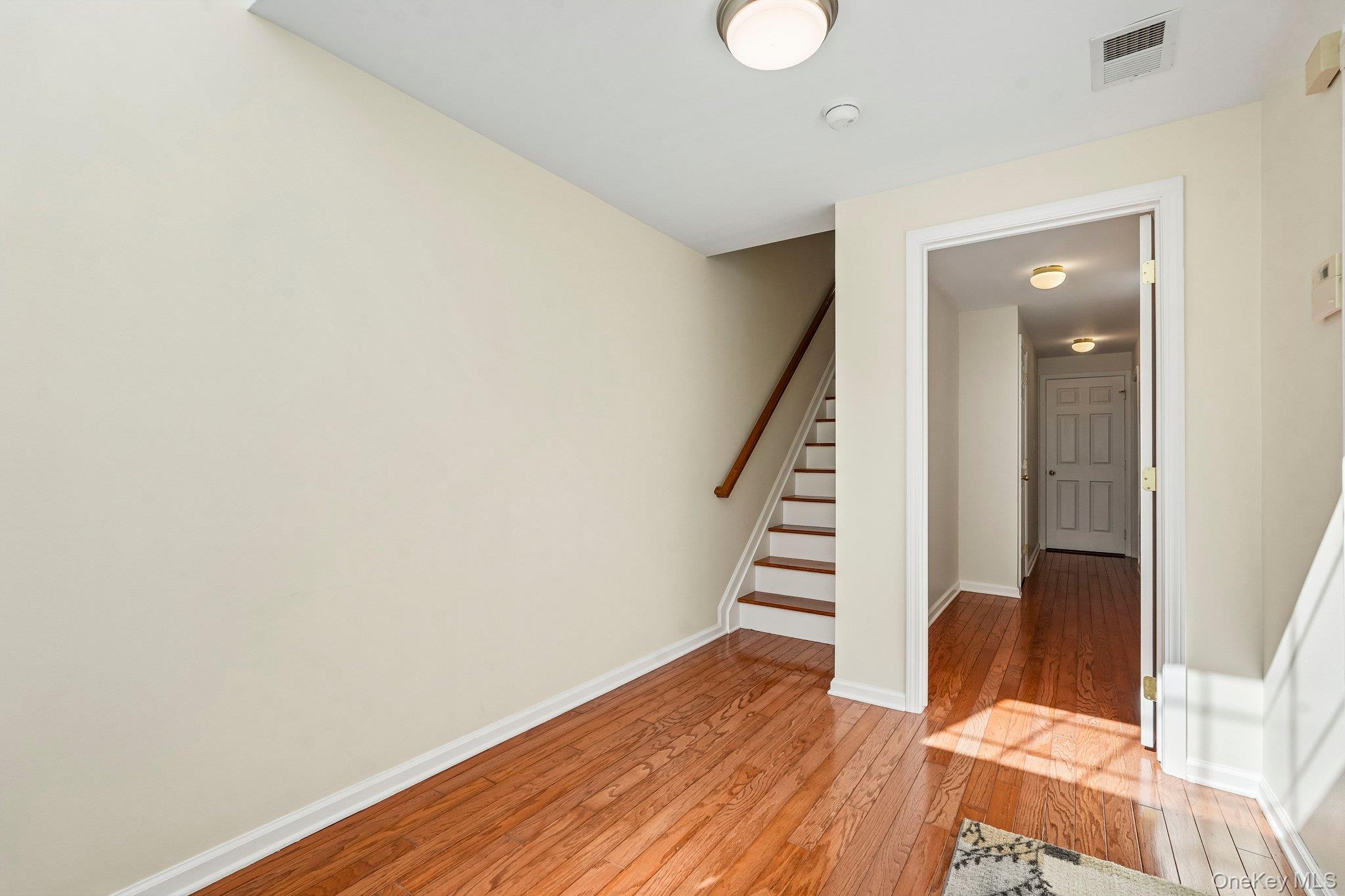 109 Barr Lane – For Sale photo 3