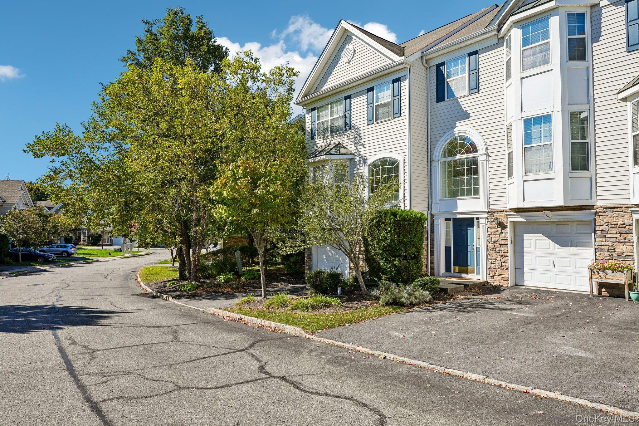 109 Barr Lane – For Sale