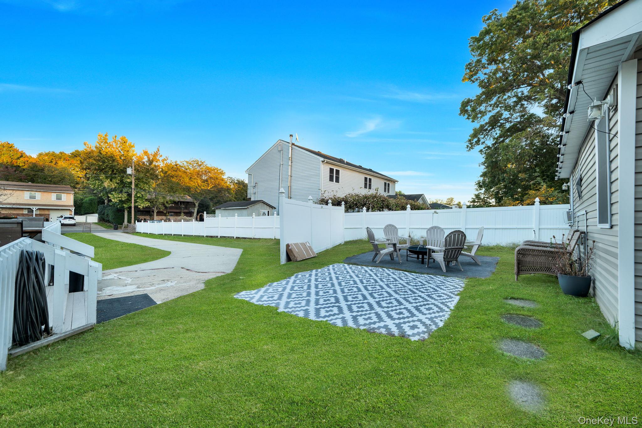 629 East Drive – For Sale photo 34
