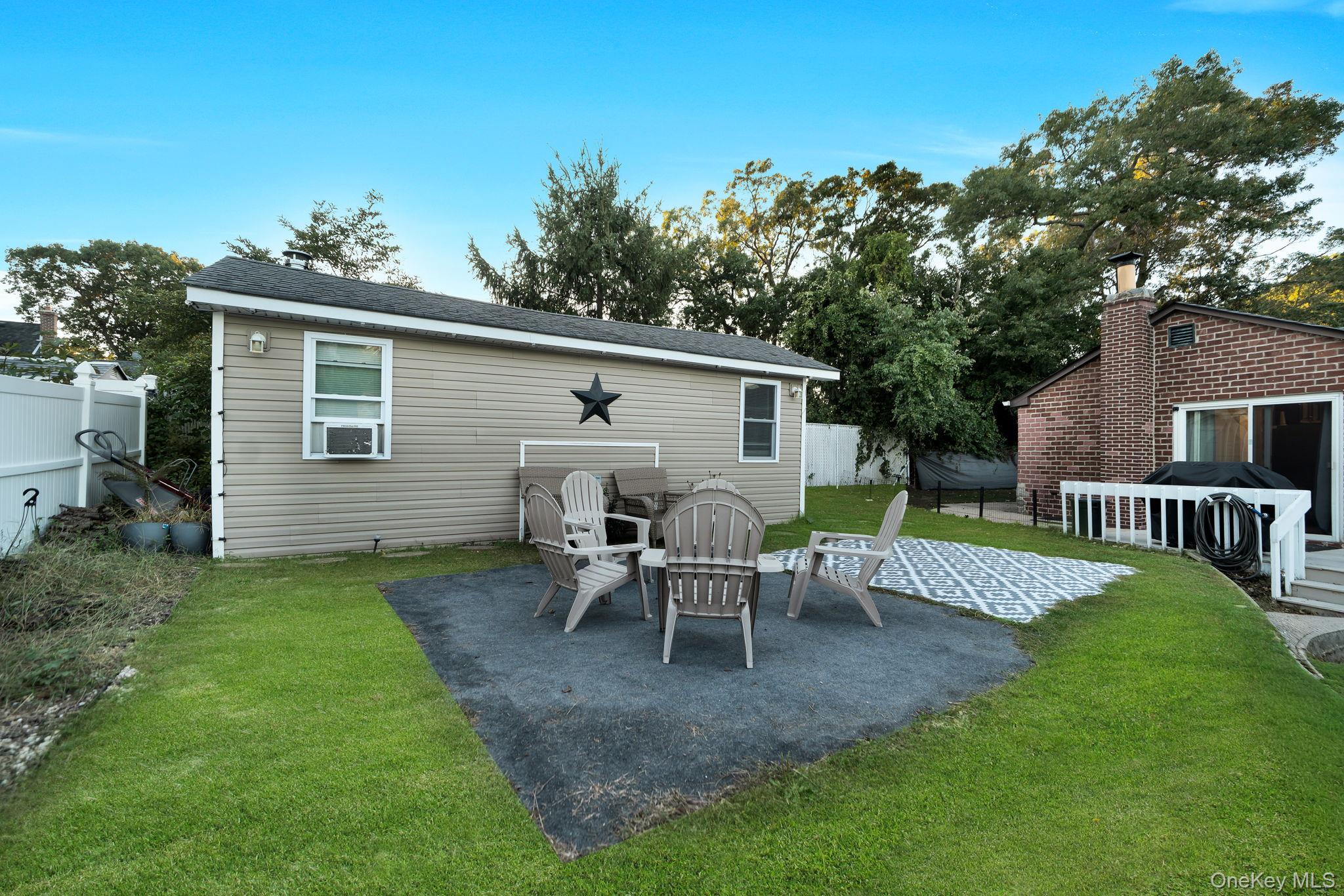 629 East Drive – For Sale photo 31