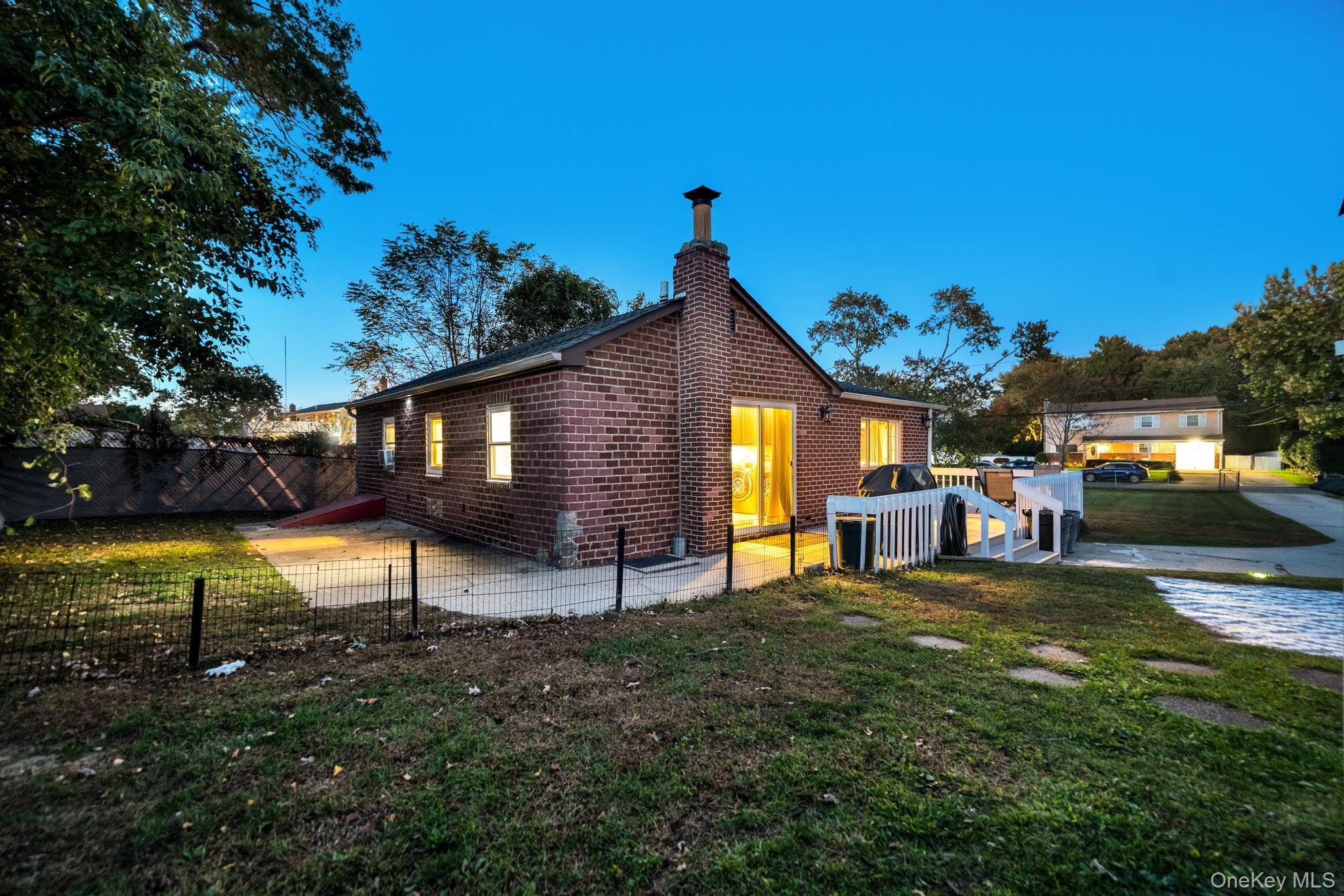 629 East Drive – For Sale photo 40