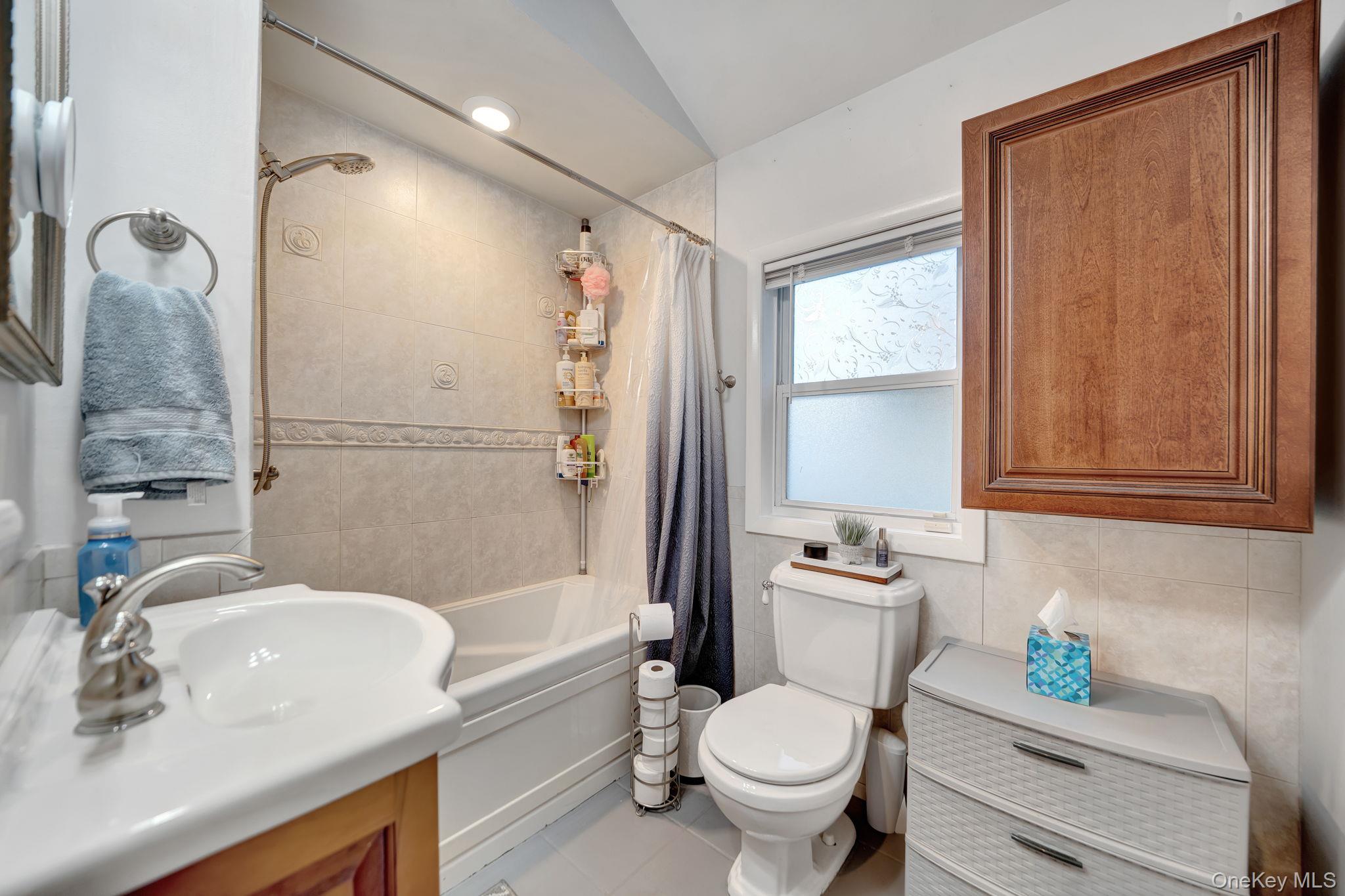 629 East Drive – For Sale photo 28
