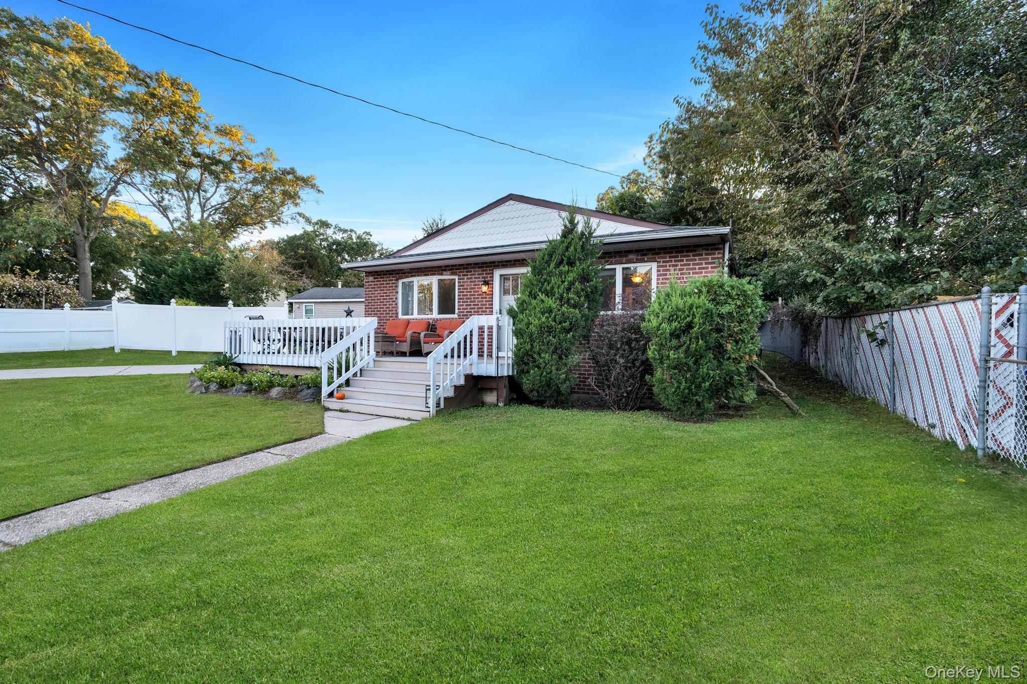 629 East Drive – For Sale photo 7