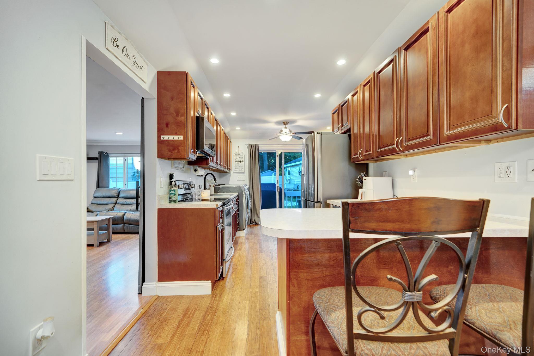629 East Drive – For Sale photo 16
