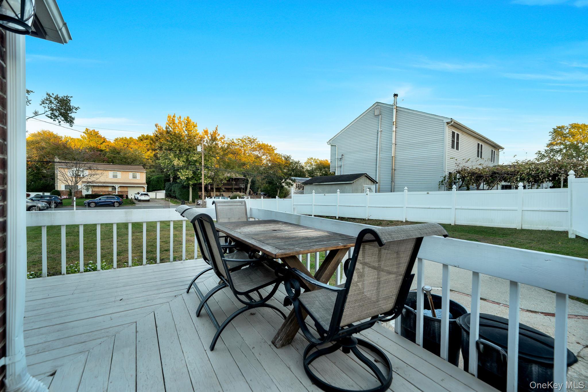 629 East Drive – For Sale photo 36