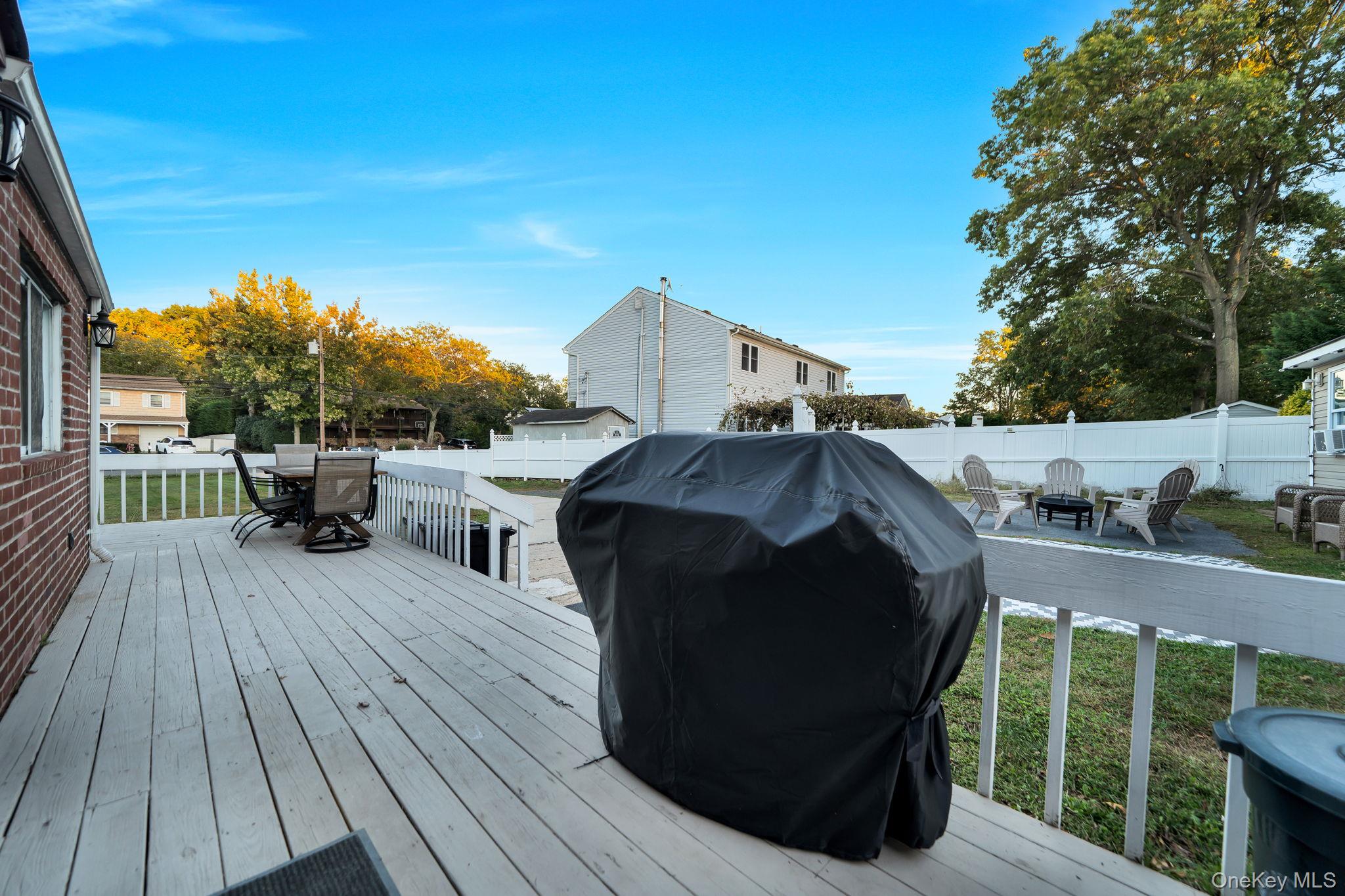 629 East Drive – For Sale photo 35