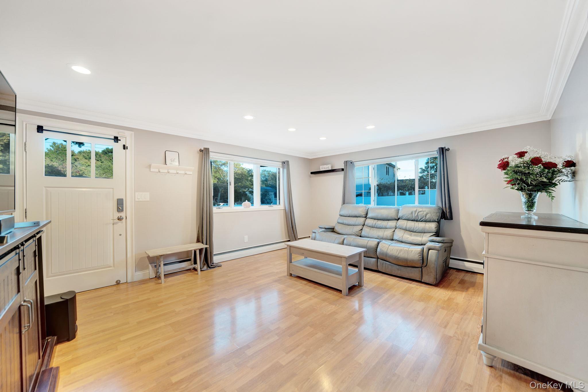 629 East Drive – For Sale photo 13