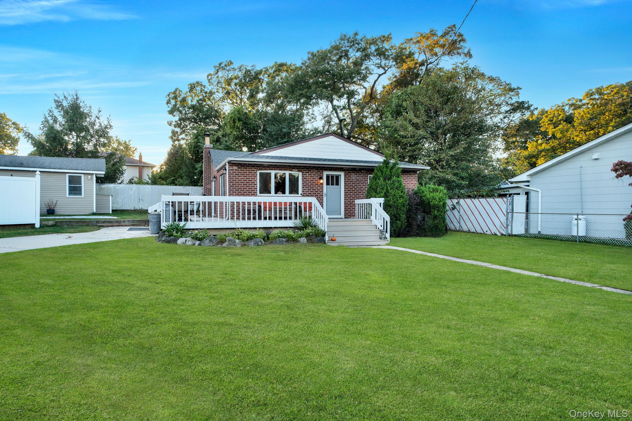 629 East Drive – For Sale photo 6