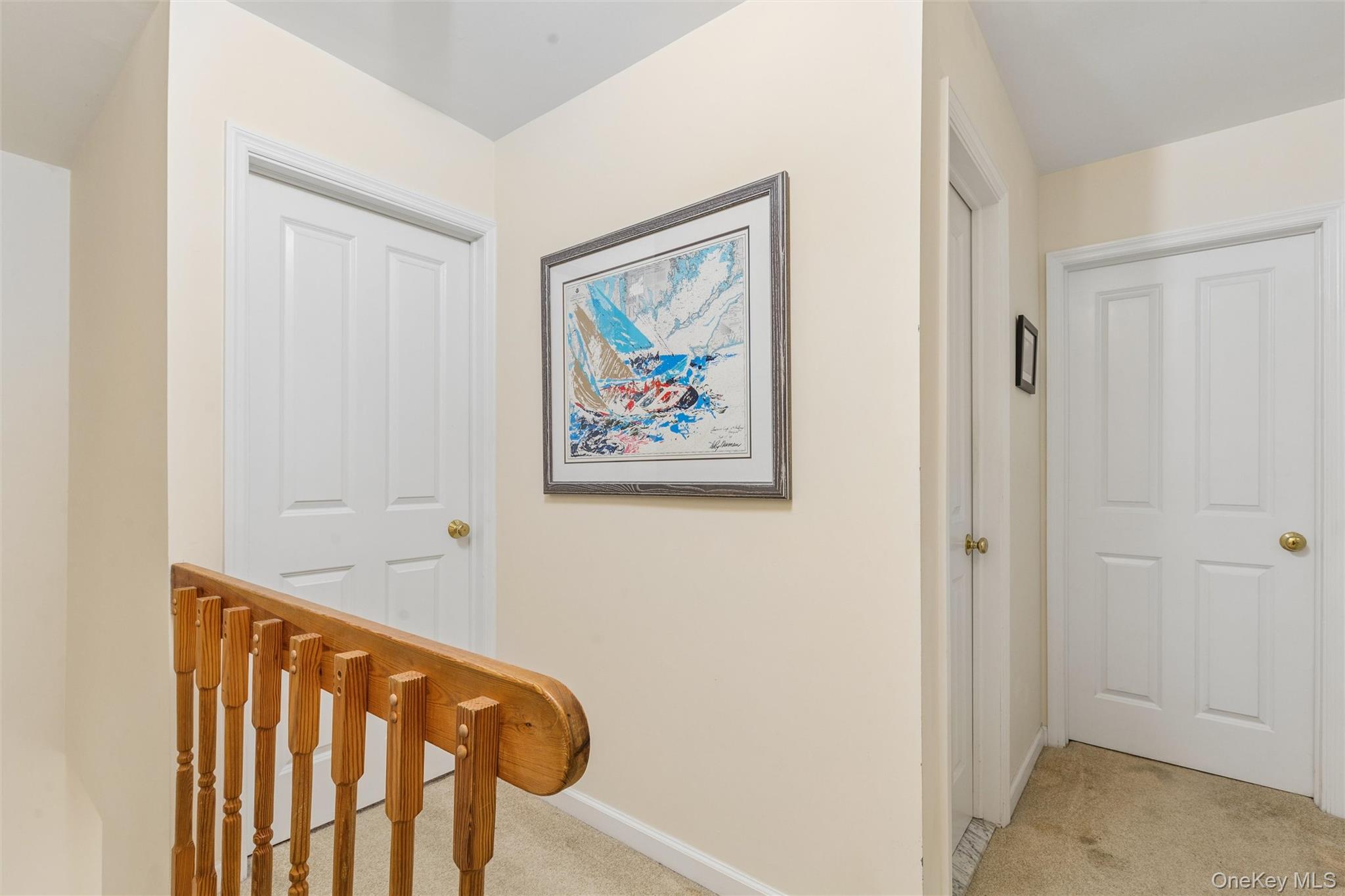 24 Huntington Commons – For Sale photo 12