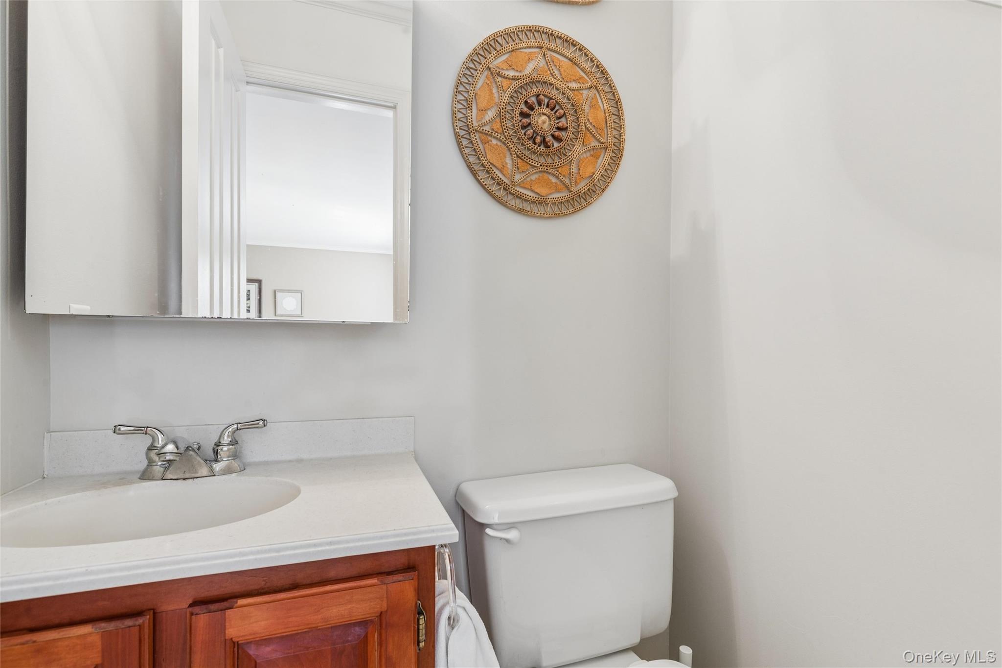 24 Huntington Commons – For Sale photo 11