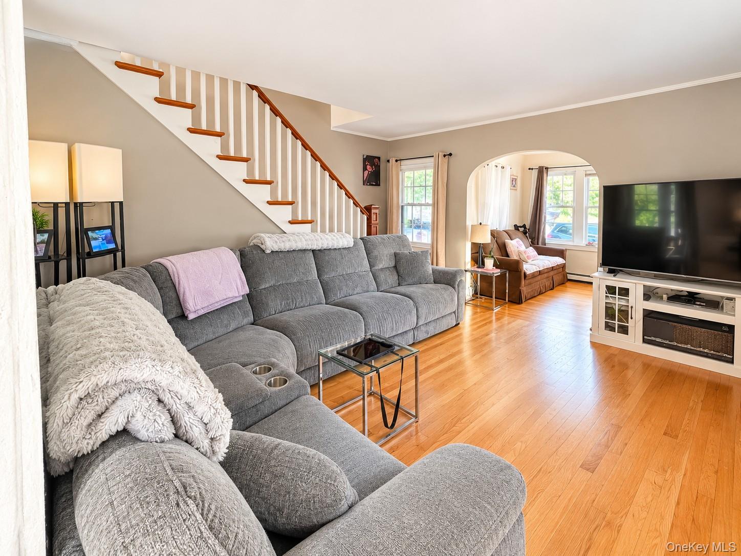 22 Edward Street – For Rent photo 3