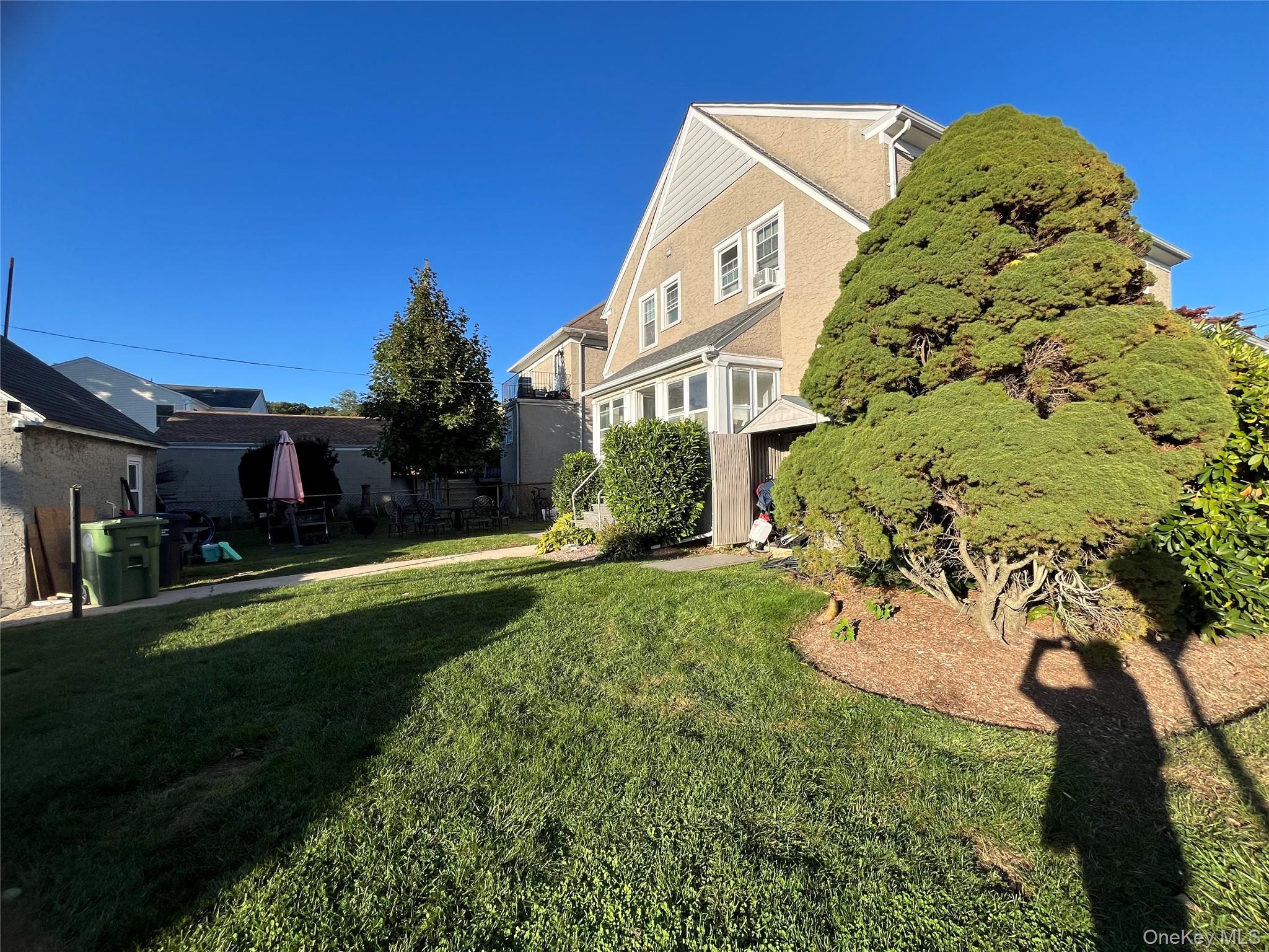 22 Edward Street – For Rent photo 16