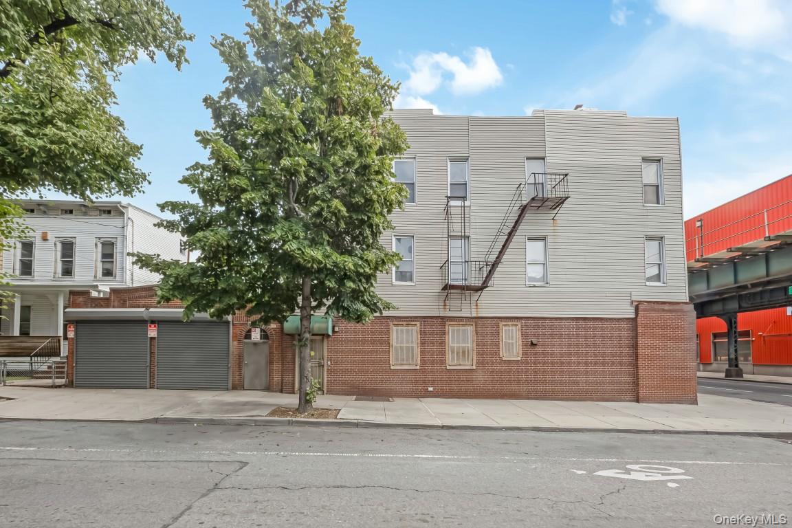 2693 Fulton Street – For Sale photo 2