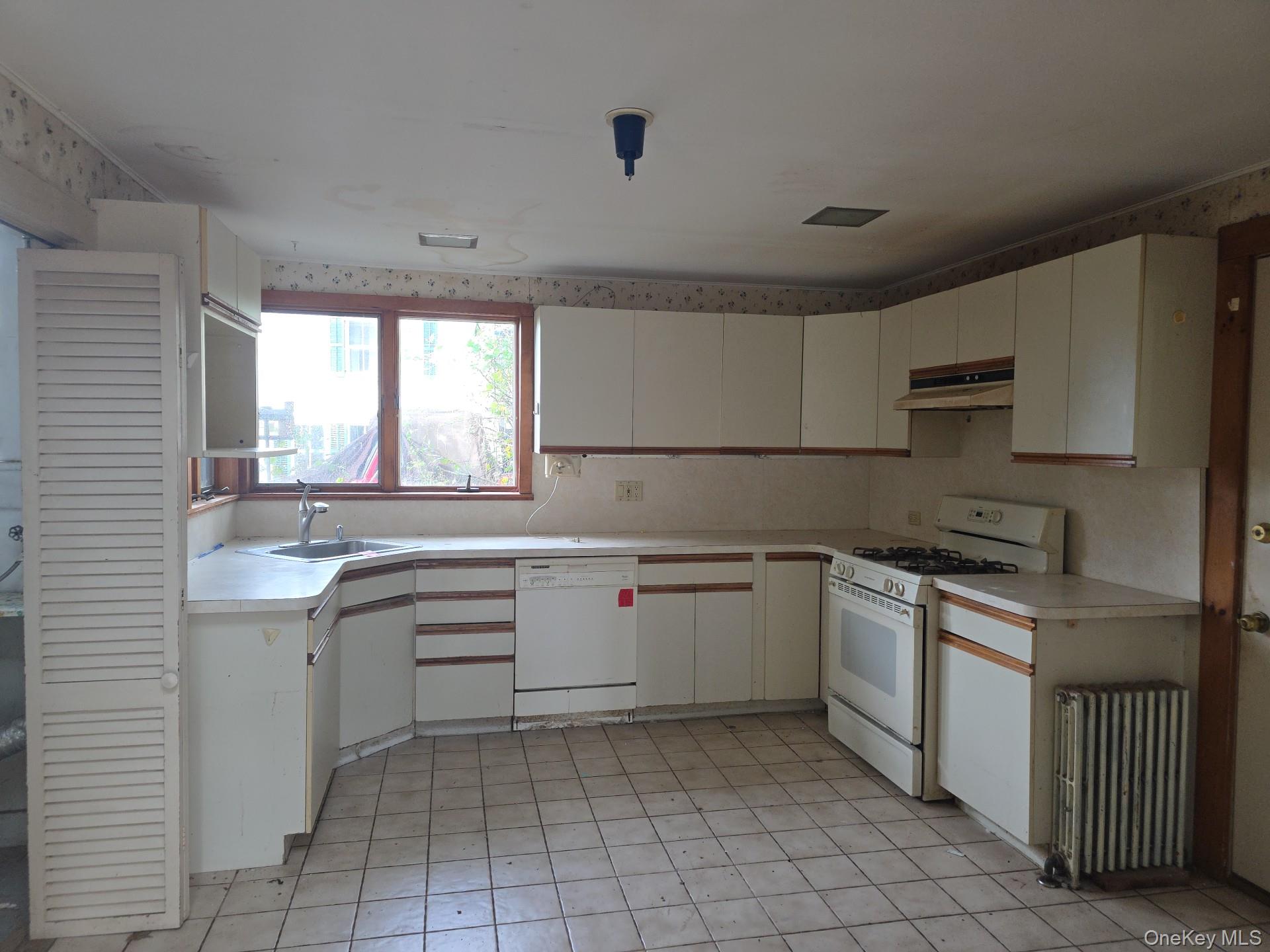 405 High Street – For Sale photo 6