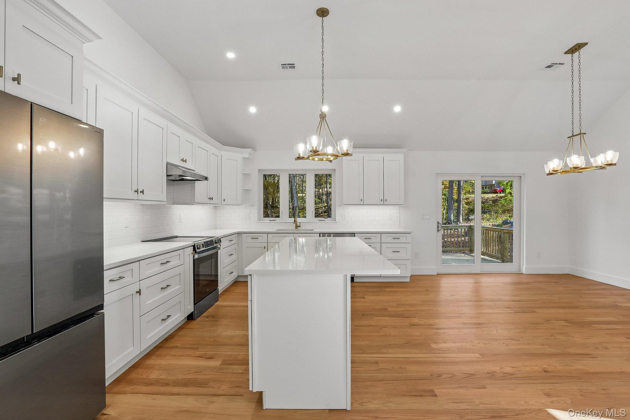 62 Sherwood Hill Rd – For Sale photo 5