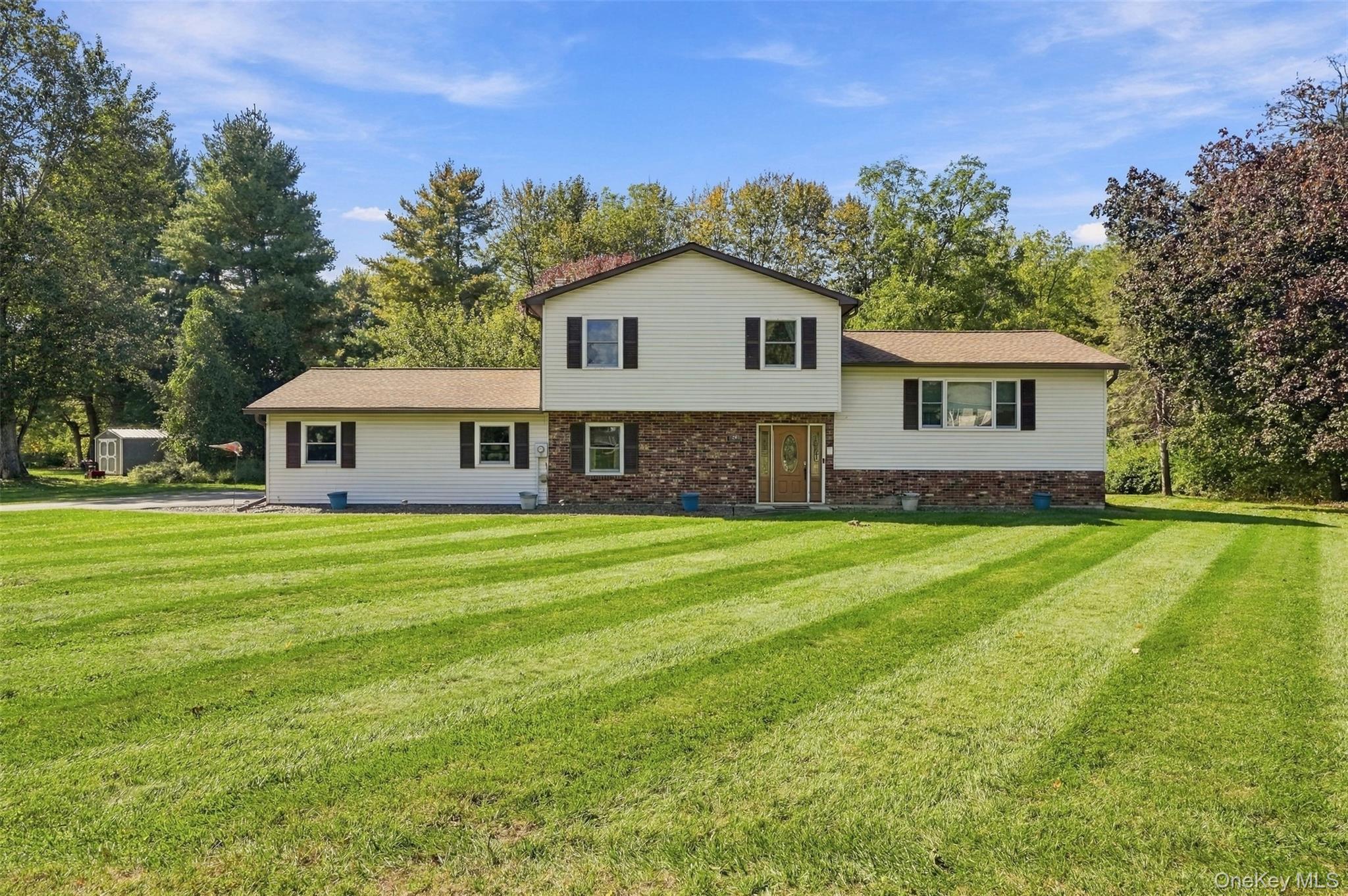 23 Stephen Drive – For Sale
