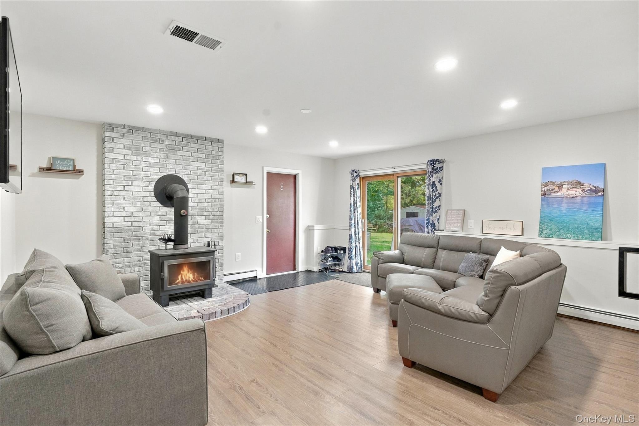 23 Stephen Drive – For Sale photo 25