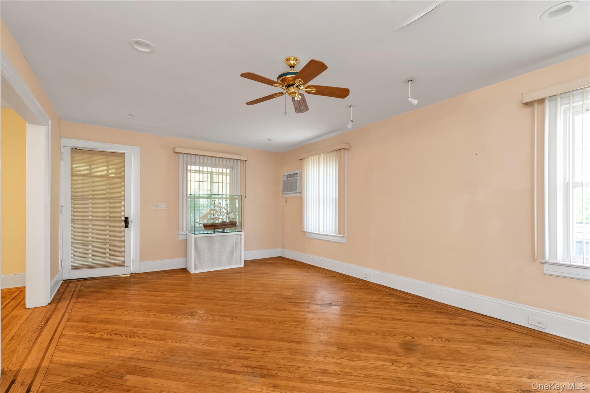 63 Oak Street – For Sale photo 5