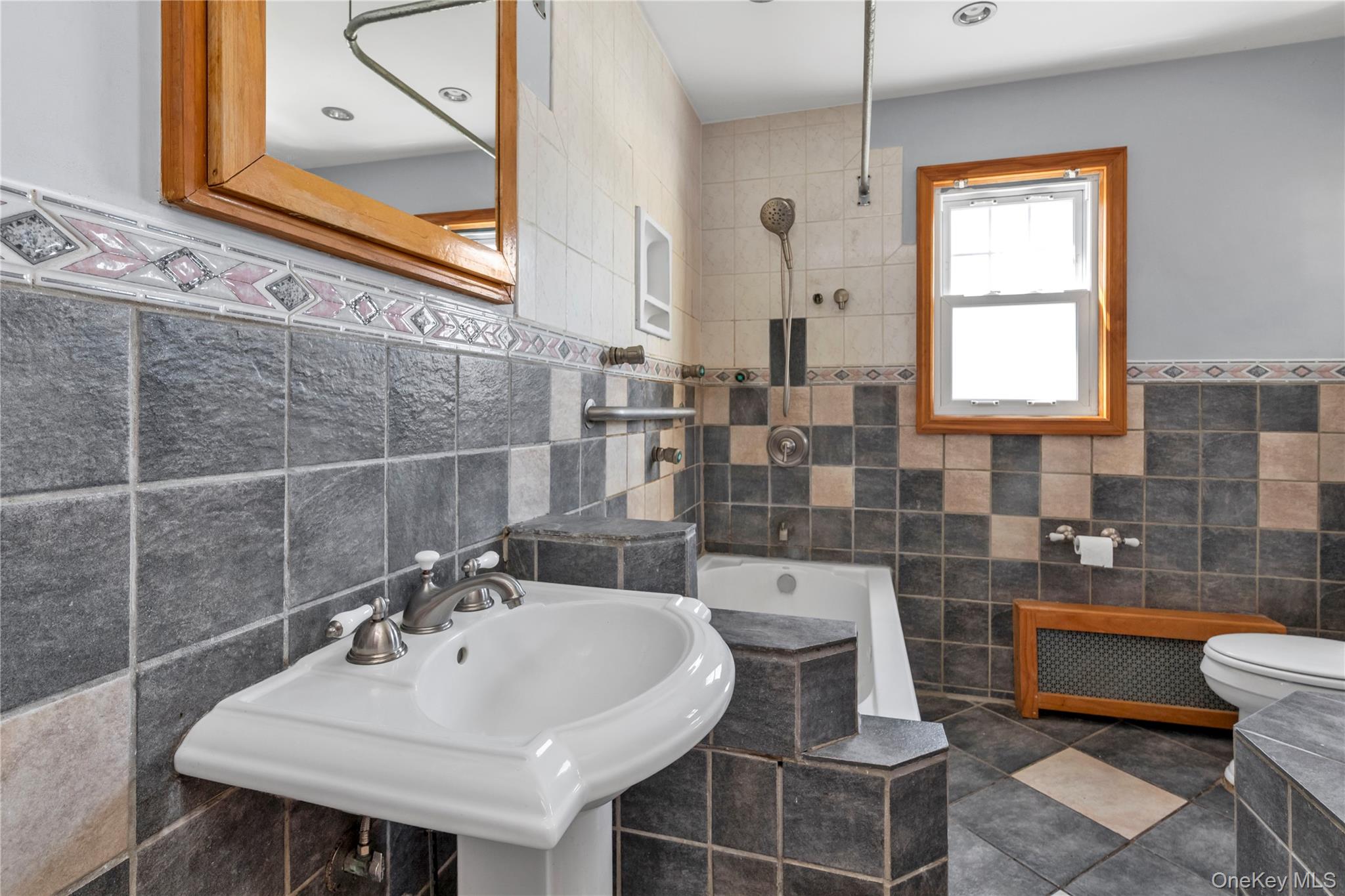 63 Oak Street – For Sale photo 9