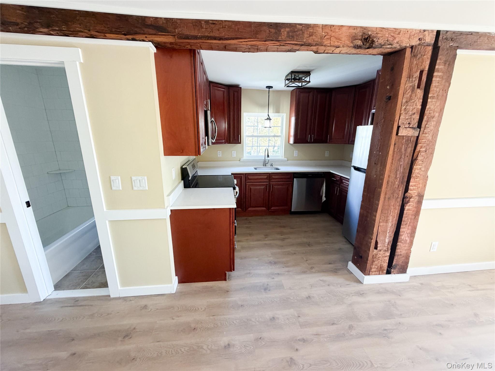 162 Rockland Road – For Sale photo 5