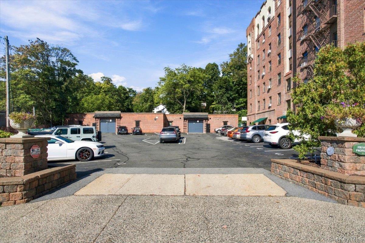 27 N Central Avenue, Unit 5D photo 16