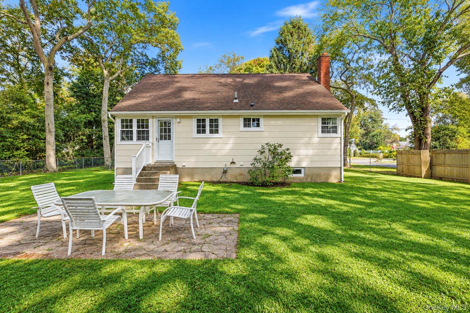 124 Officials Avenue – For Sale photo 8
