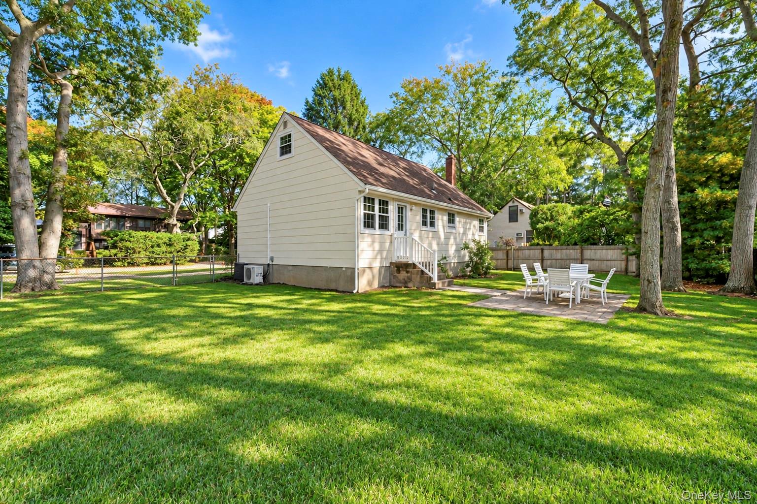 124 Officials Avenue – For Sale photo 7