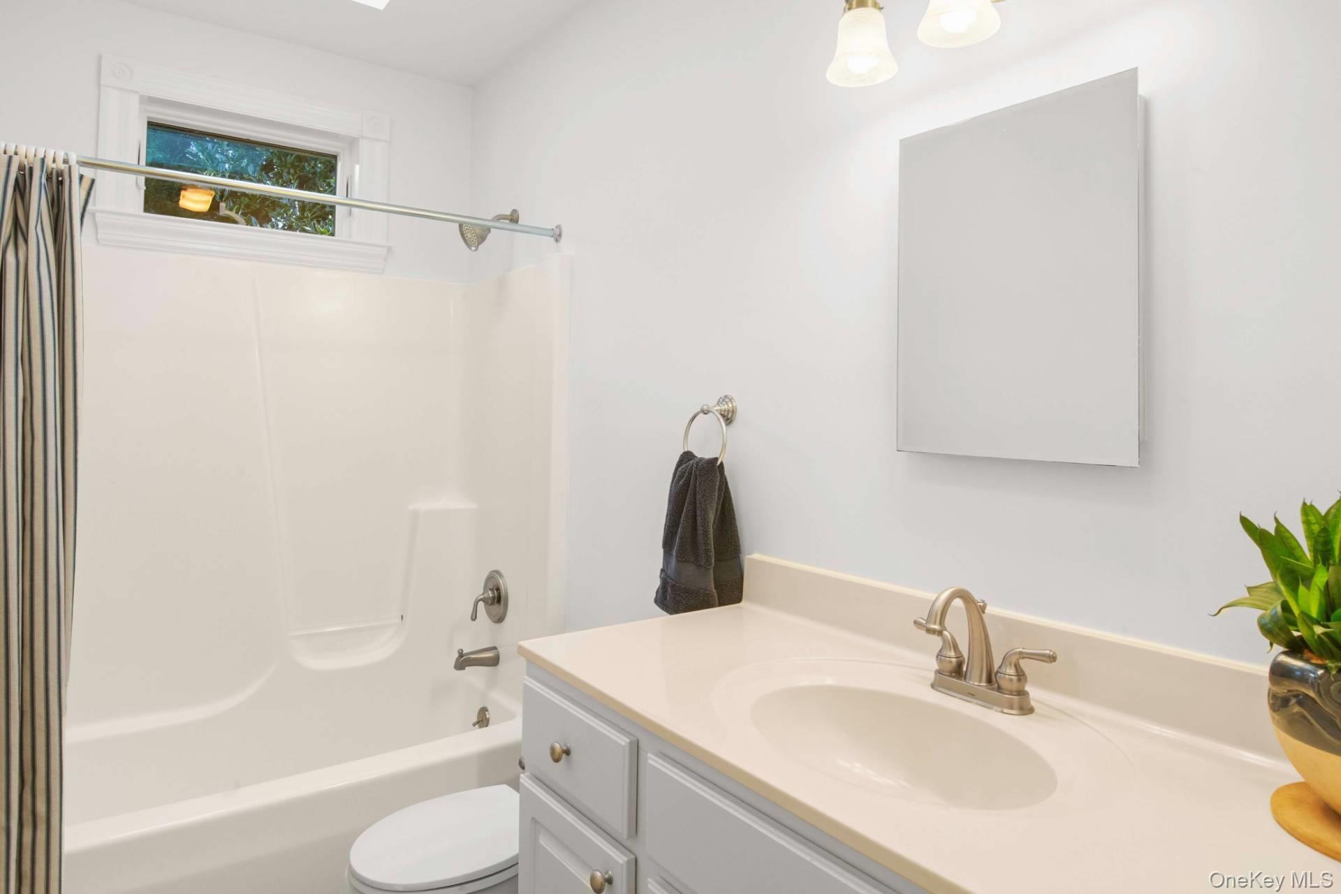 235 Norfolk Drive – For Sale photo 13