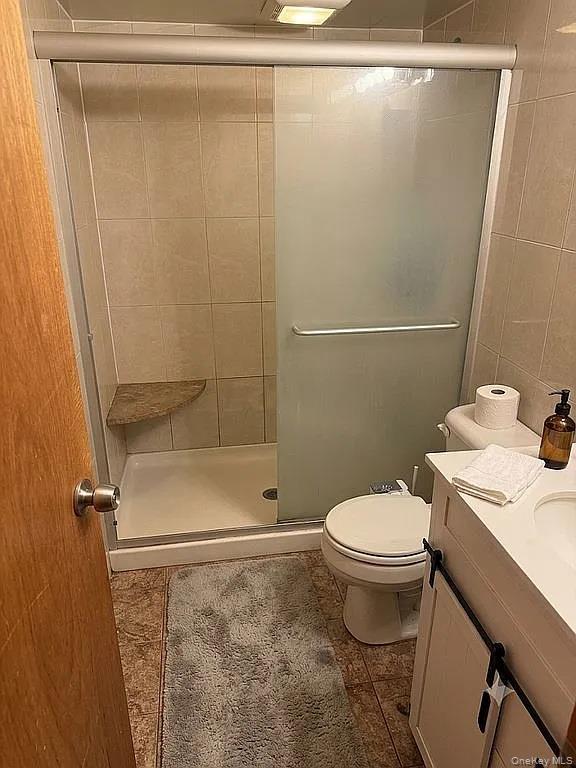 573 Lakeville Road – For Sale photo 20