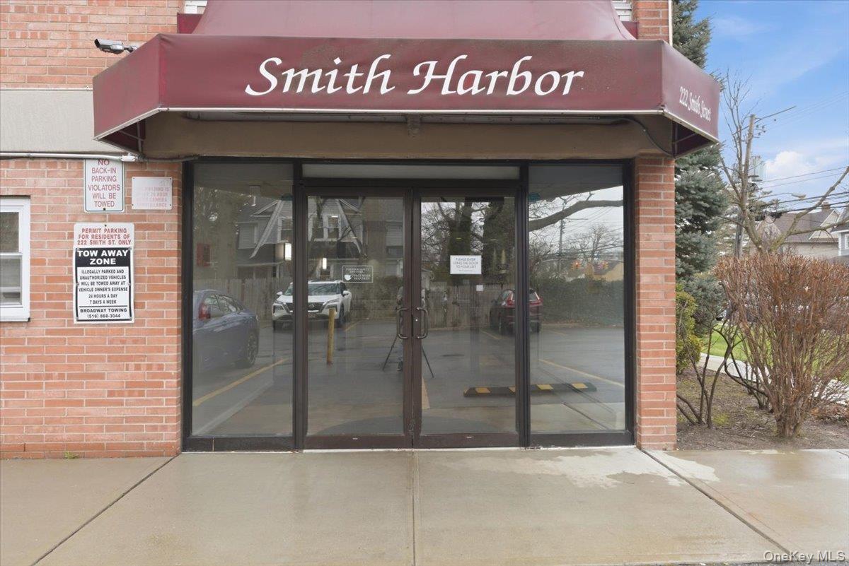 222 Smith Street, Unit 2E photo 2